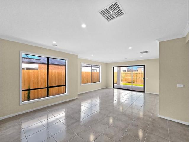Lovely 4 Bedroom Home!