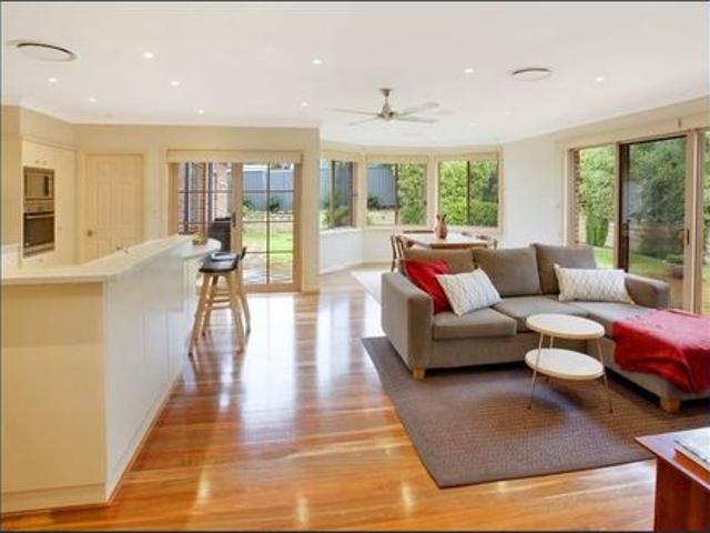 Lovely 4 Bedroom Home, Great Location!
