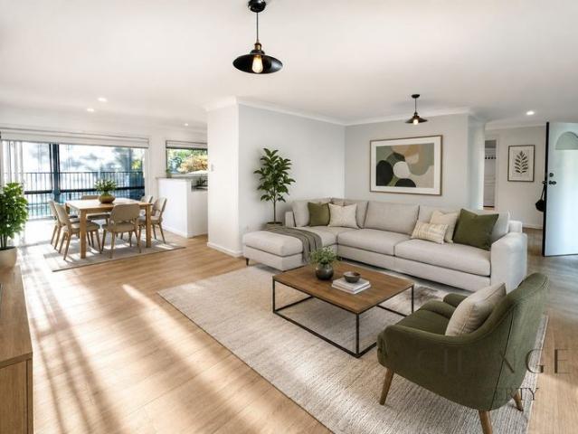 Lovely 4 Bedroom Home with Pool