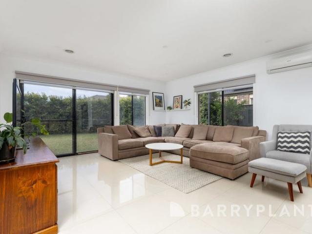 Lovely 4 bedrooms house near school zones