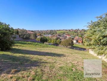 Lovely 720m2 Allotment in Gowanbrae | $700k $720k