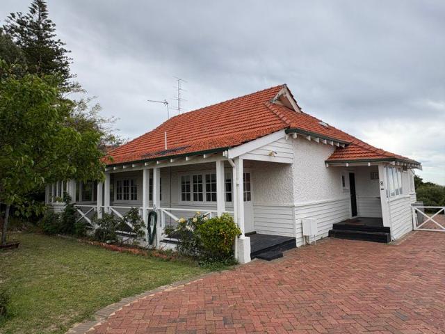LOVELY CHARACTER HOME PARTLY FURNISHED!