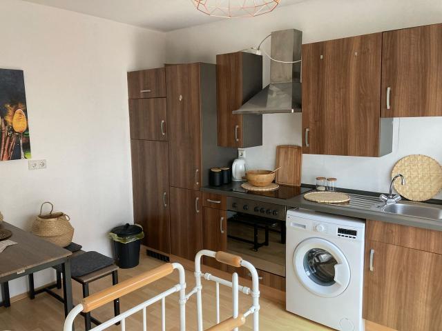 Lovely & cute home in Krefeld, Krefeld Amsterdam Apartments for Rent