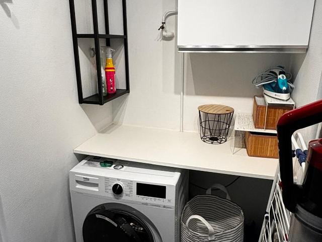 Lovely and Furnished appartment near Sacré Coeur, Paris Amsterdam Apartments for Rent