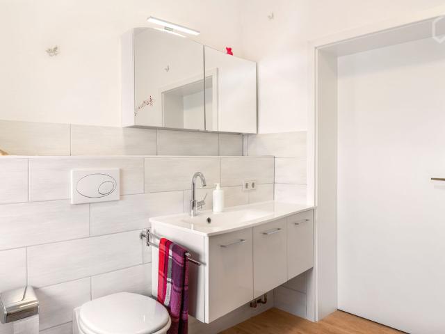 Lovely and fashionable apartment in vibrant neighbourhood, Dresden Amsterdam Apartments for Rent