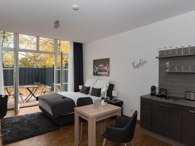 Lovely apartment in Prenzlauer Berg, Berlin Amsterdam Apartments for Rent