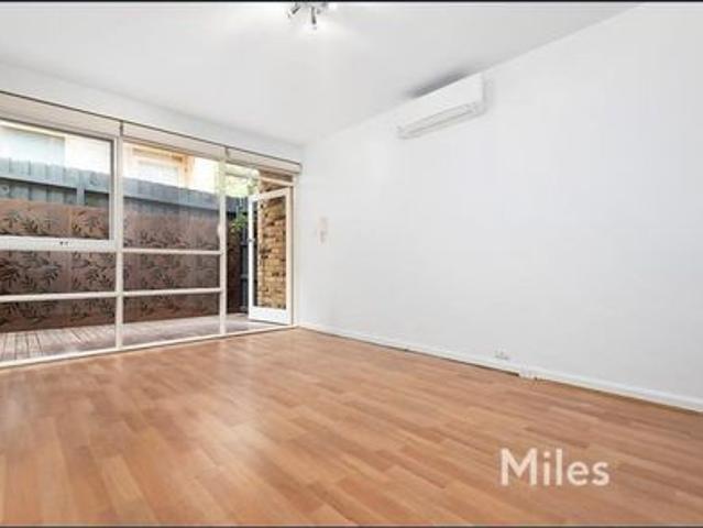 LOVELY APARTMENT IN THE PERFECT LOCATION