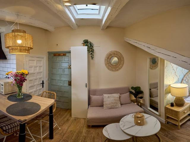 Lovely attic in downtown Madrid by beBalmy