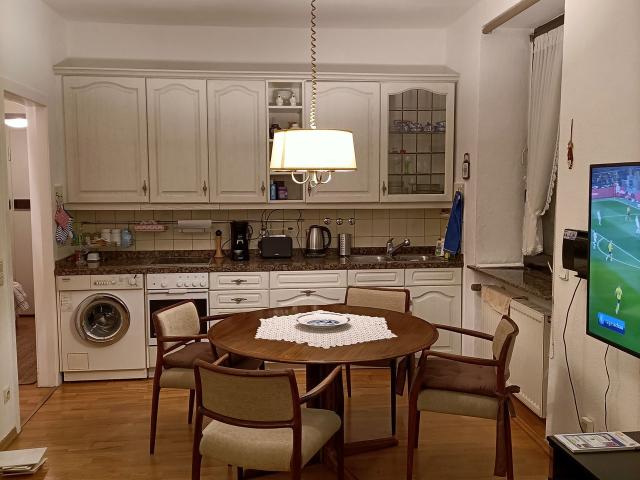Lovely, bright home in Düsseldorf, Dusseldorf Amsterdam Apartments for Rent