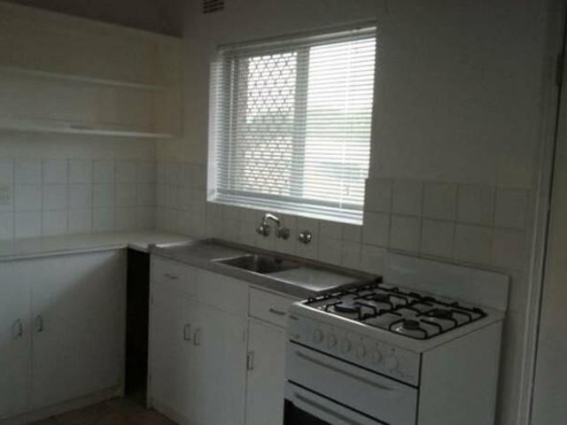 Furnished Lovely & Bright 1x1x1 Apartment on 245 Cambridge St, Wembley
