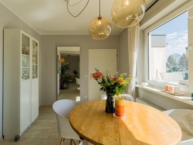 Lovely, great home located in Lichterfelde with loggia and roof terrace, Berlin Amsterdam Apartments for Rent