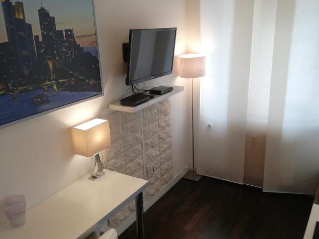 Lovely & great studio located in Frankfurt am Main, Frankfurt Amsterdam Apartments for Rent