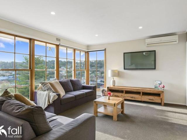 Lovely Family Home, Great Location
