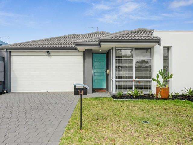LOVELY FAMILY HOME IN BALDIVIS PARKS ESTATE