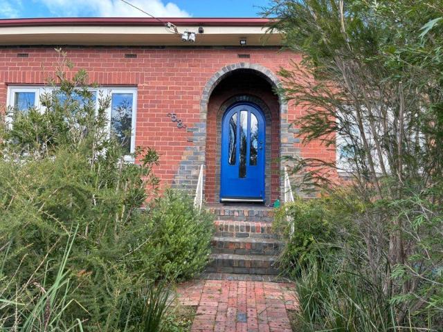 Lovely family home in great New Town location