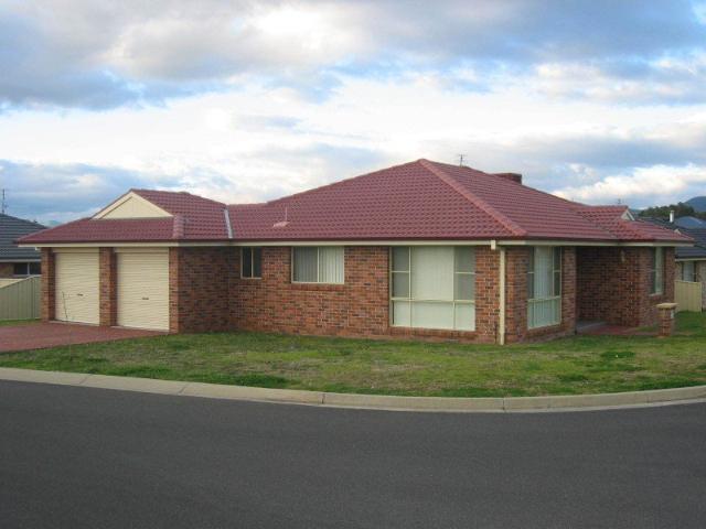Lovely Family Home In Hillvue