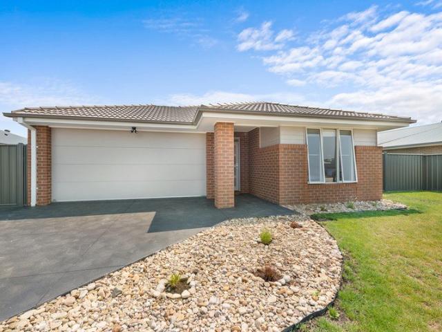 Lovely family home in new estate