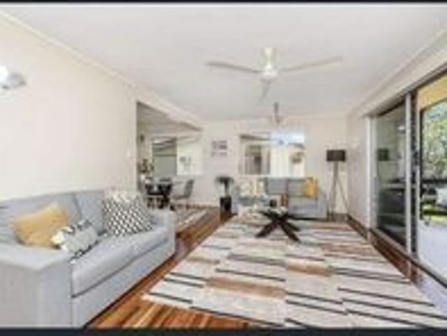 Lovely Family Home On Lambert!