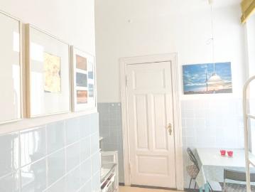 Lovely furnished apartment located in an old Bremen house, Bremen Amsterdam Apartments for Rent