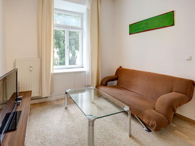 Lovely, furnished 2 room apartment