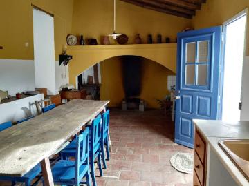 Lovely house in a small and tipical town