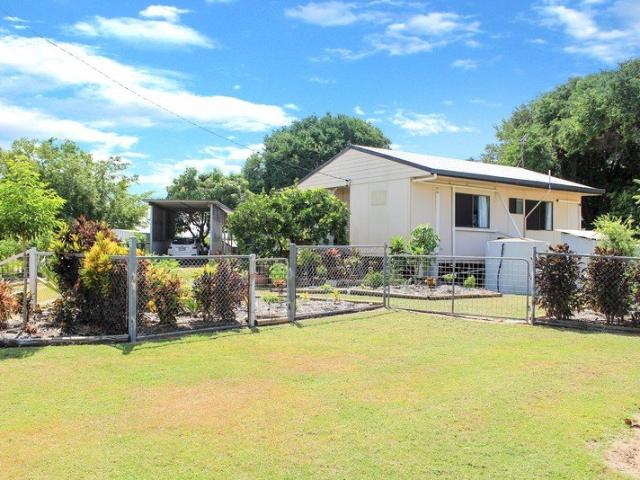 LOVELY HOME WITH LOTS OF EXTRAS