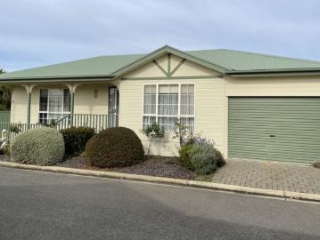 Lovely Home Fantastic Location
