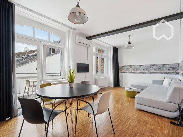 Lovely home in excellent location, Dusseldorf Amsterdam Apartments for Rent