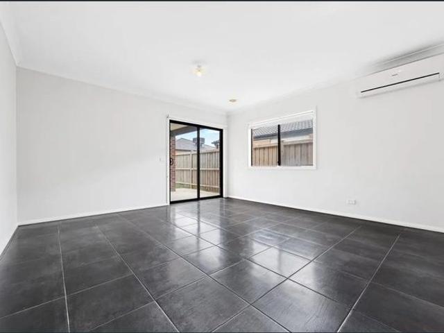 Lovely home in great location!
