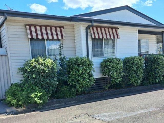 Over 50s, Modern, Low Maintenance Living