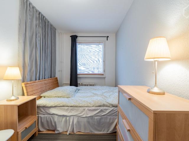 Lovely One Bedroom Apartment in Quiet & Well Connected Neighborhood, Berlin Amsterdam Apartments for Rent