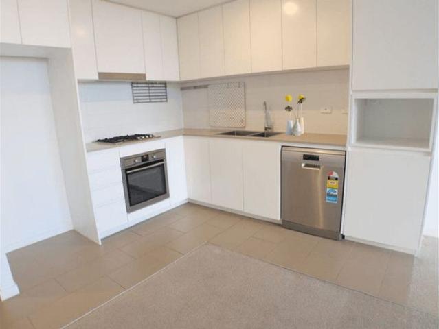 Lovely one bedroom is looking for the right tenant for renting