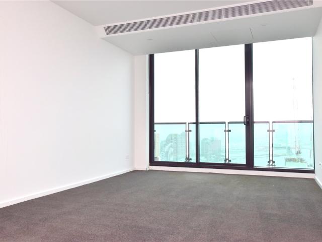Lovely Little Lonsdale Apartment