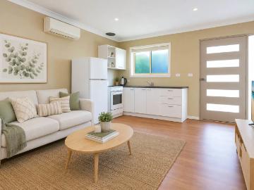 lovely modern granny flat in a quiet location