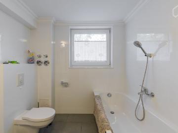 Lovely & modern home in Frohnau, Berlin Amsterdam Apartments for Rent