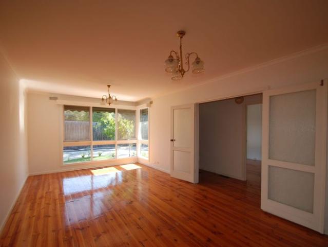 Lovely Maintained Unit