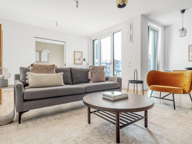 Lovely Mitte 1BR with Apple Store in building