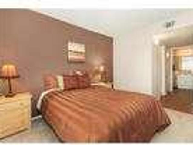 Lovely Newhall, 1 bed, 1 bath