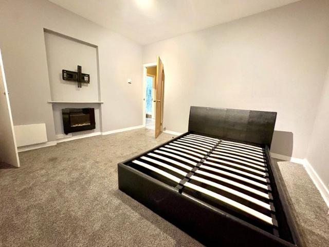 Lovely newly refurbished 4 bedroom