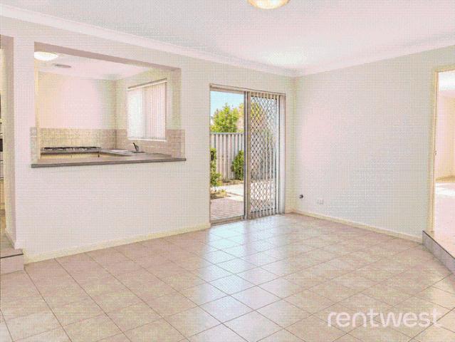 LOVELY SECURE STREET FACING TOWNHOUSE IN CENTRAL LOCATED MELVILLE