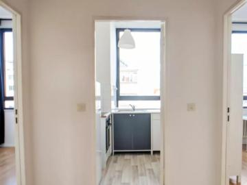 Lovely single bedroom in a 3 bedroom apartment near U Bhf Ernst Reuter Platz transport stop