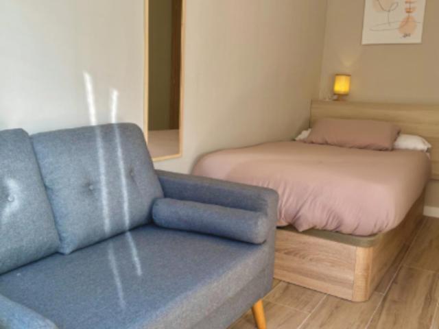 Lovely single bedroom in the centre of Alicante