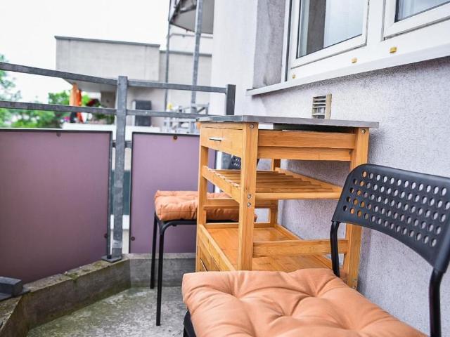 Lovely & spacious flat located in Nürnberg, Nurnberg Amsterdam Apartments for Rent