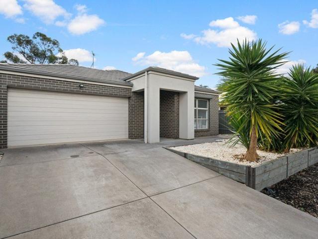 Lovely, Spacious Three Bedroom Home in Redwood Park with Solar!