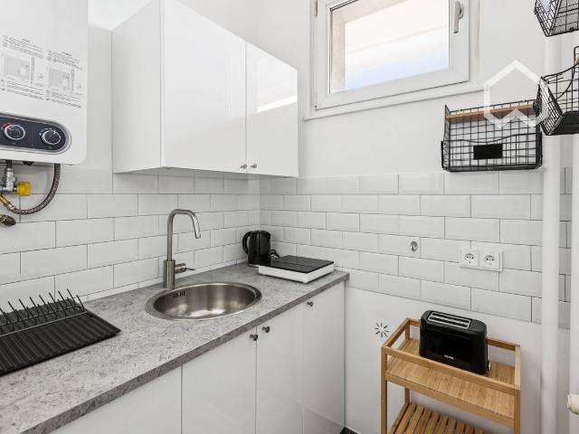Lovely studio near Kurfürstendamm, Berlin Amsterdam Apartments for Rent