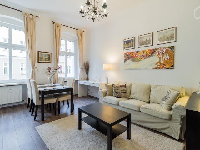 Lovely suite in Siemensstatt, Berlin Amsterdam Apartments for Rent