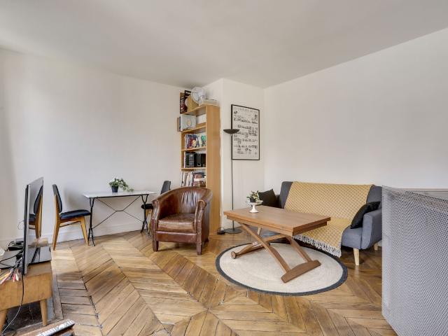 Lovely parisian apt for 2 persons, Paris Amsterdam Apartments for Rent