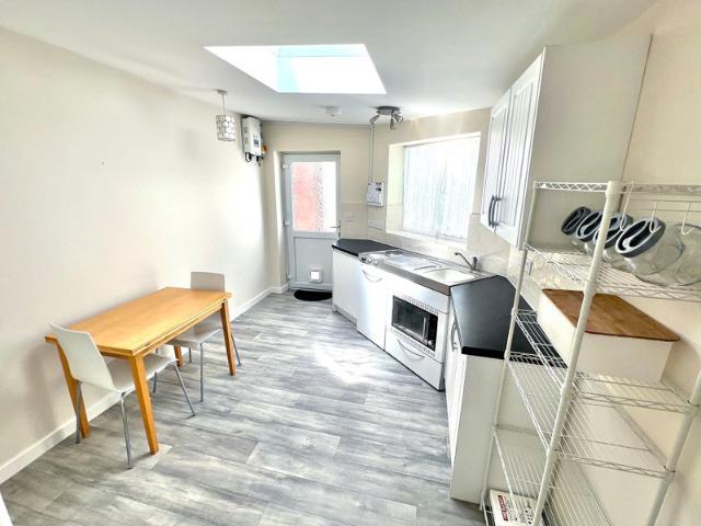 Lovely part furnished studio flat in Southville