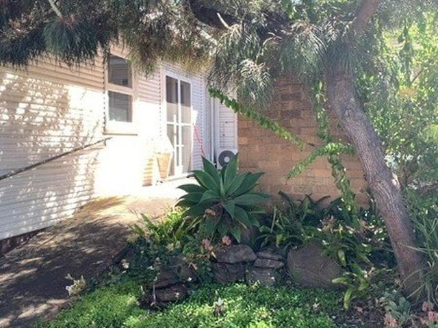 Lovely, Private 2 Bedroom Unit