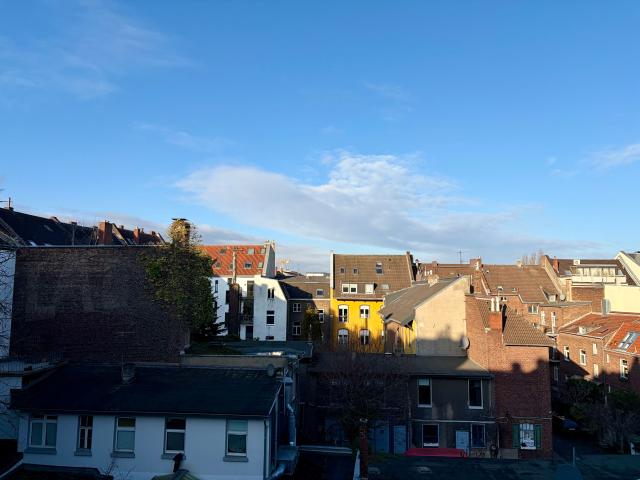 Lovely, quiet home with balcony in Düsseldorf Oberkassel